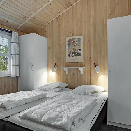 Feriehus Dyrevenlig Bolig I Med Køkken