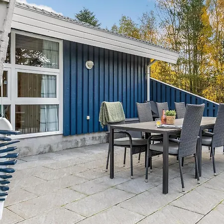 Dyrevenlig Bolig I Med Køkken Jerup
